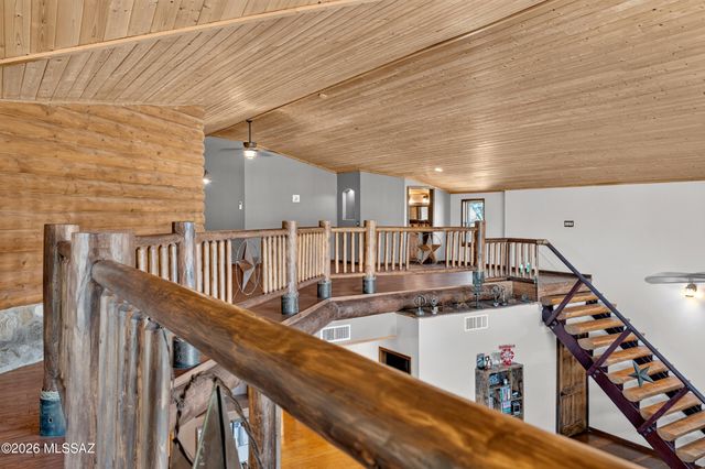 531 S Cody Loop Road, Oracle, AZ 85623