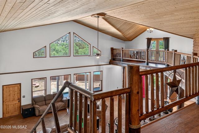 531 S Cody Loop Road, Oracle, AZ 85623