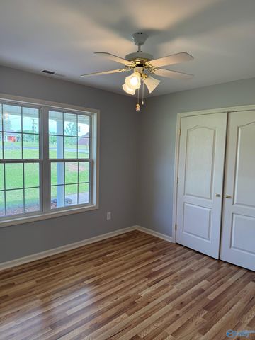 121 County Road 372, Trinity, AL 35673