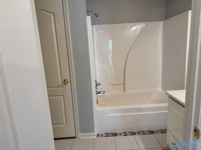 121 County Road 372, Trinity, AL 35673