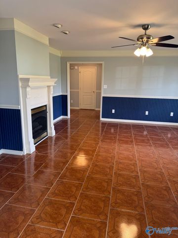 121 County Road 372, Trinity, AL 35673