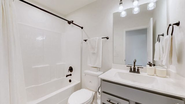 1705 Merkel Rd, Columbia, TN 38401