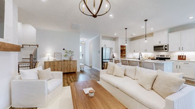 1705 Merkel Rd, Columbia, TN 38401