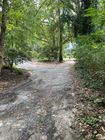 523 W Carolina Avenue, Summerville, SC 29483