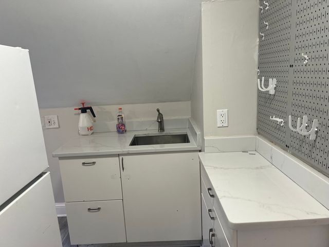 2089 Centre 3, Boston, MA 02132