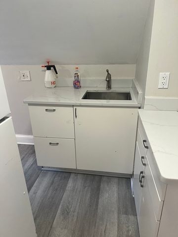 2089 Centre 3, Boston, MA 02132