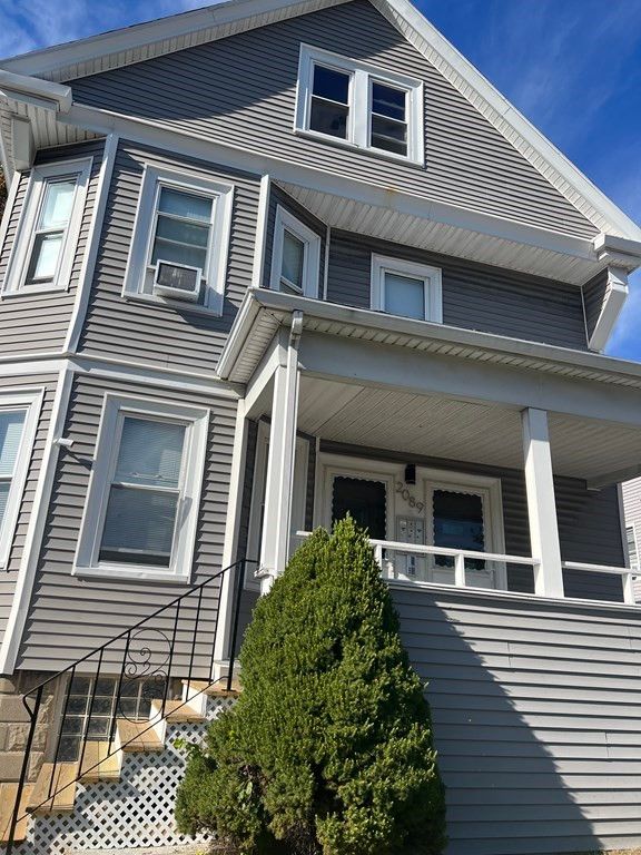 2089 Centre 3, Boston, MA 02132