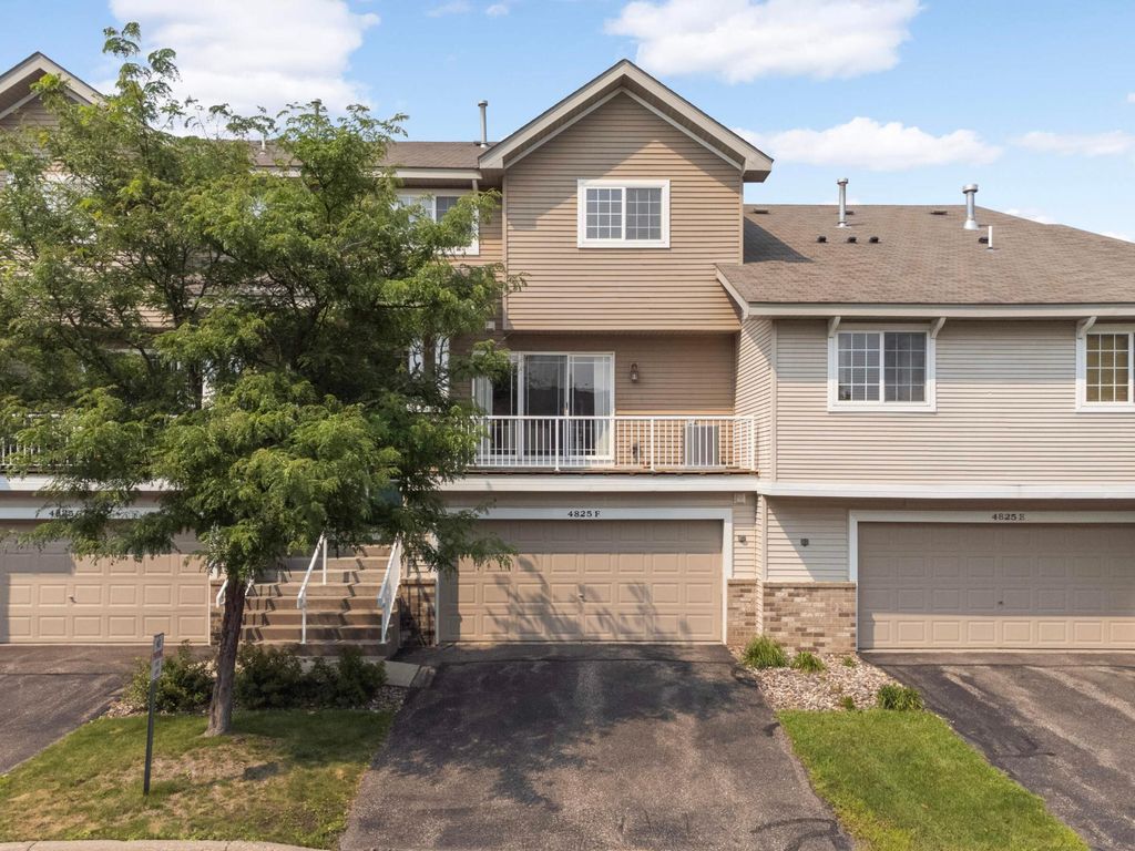 4825 Underwood Lane N F, Plymouth, MN 55442