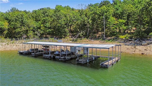 8415 Admiral Nimitz Drive, Rogers, AR 72756