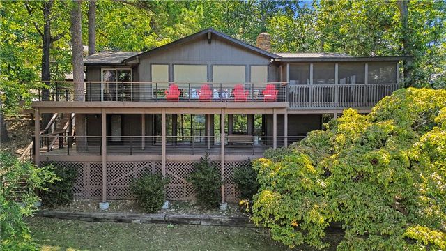 8415 Admiral Nimitz Drive, Rogers, AR 72756