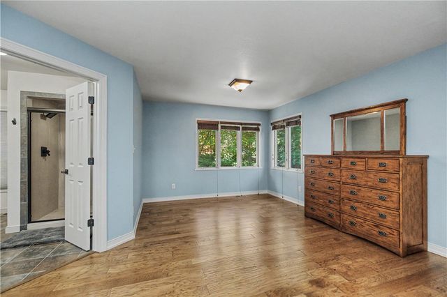 8415 Admiral Nimitz Drive, Rogers, AR 72756