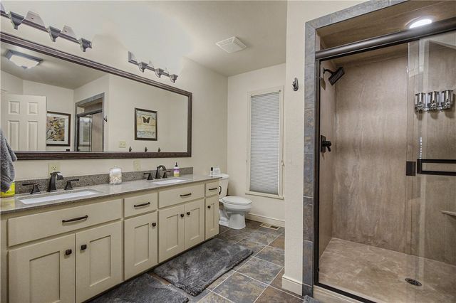 8415 Admiral Nimitz Drive, Rogers, AR 72756