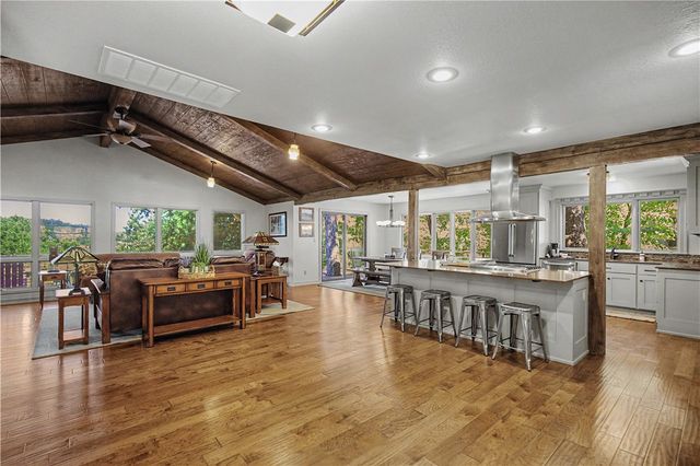 8415 Admiral Nimitz Drive, Rogers, AR 72756