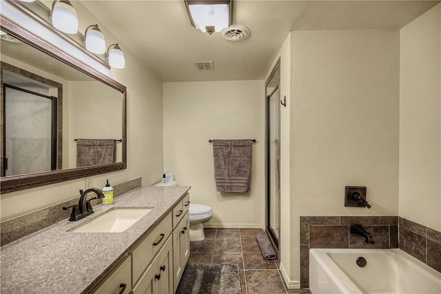 8415 Admiral Nimitz Drive, Rogers, AR 72756
