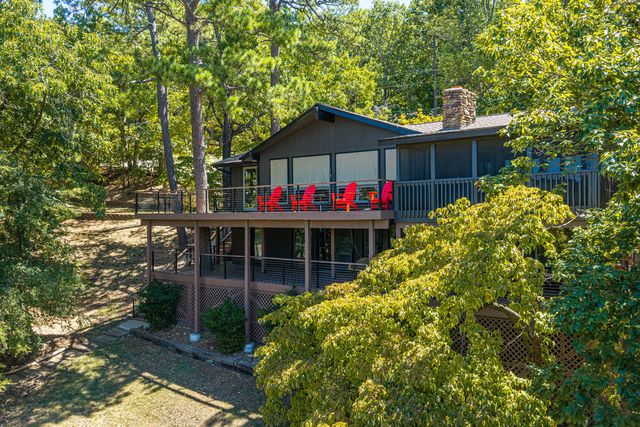 8415 Admiral Nimitz Drive, Rogers, AR 72756
