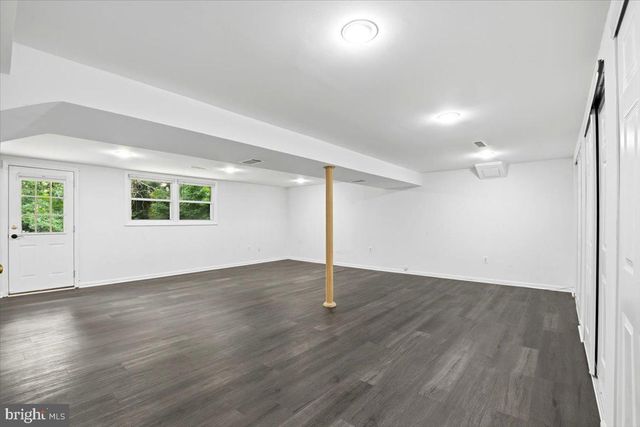 131 CASMAR ST SE, Vienna, VA 22180