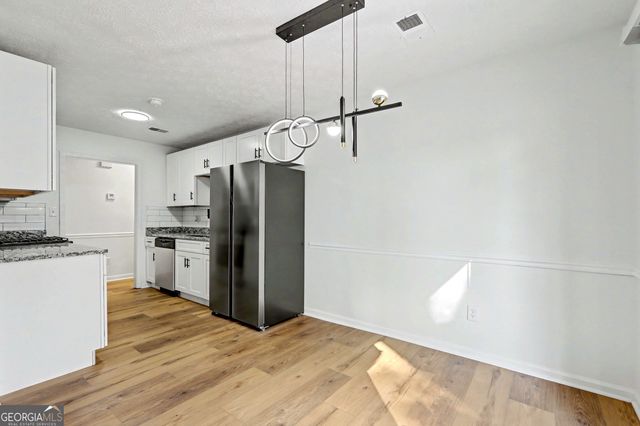 17 Rivercrest Drive, Riverdale, GA 30274