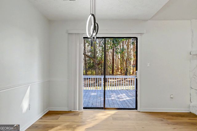 17 Rivercrest Drive, Riverdale, GA 30274