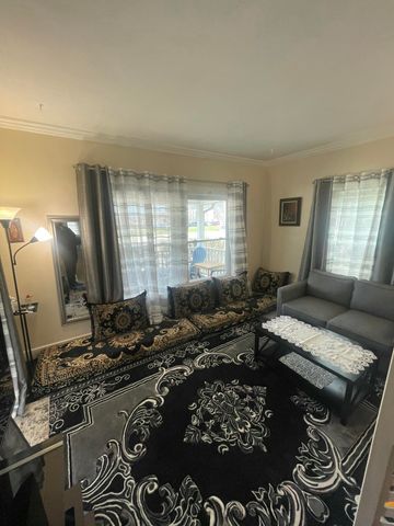963 Washtenaw Avenue, Ypsilanti, MI 48197