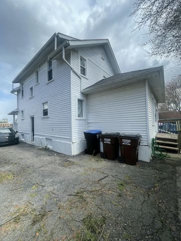 963 Washtenaw Avenue, Ypsilanti, MI 48197