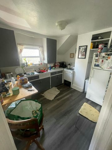 963 Washtenaw Avenue, Ypsilanti, MI 48197