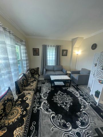 963 Washtenaw Avenue, Ypsilanti, MI 48197