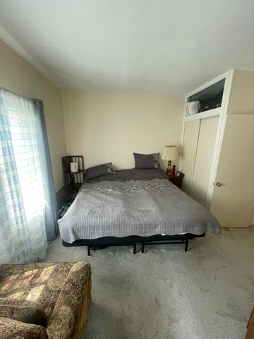 963 Washtenaw Avenue, Ypsilanti, MI 48197