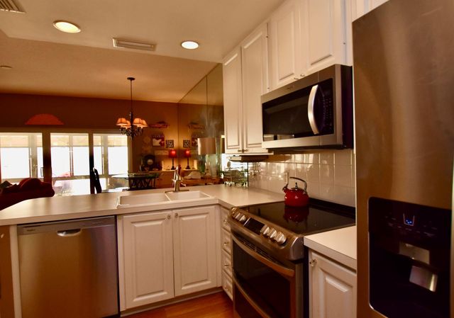 67 Tall Oaks Circle, Tequesta, FL 33469