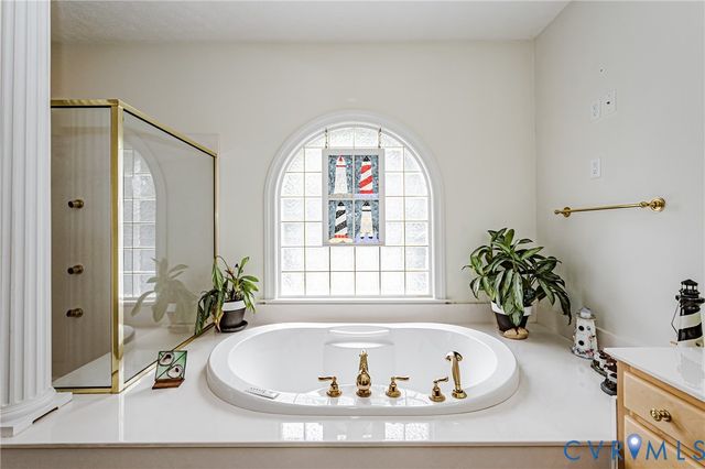 12106 Sloan Dr, Chester, VA 23838