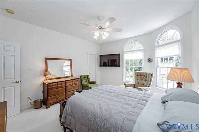 12106 Sloan Dr, Chester, VA 23838