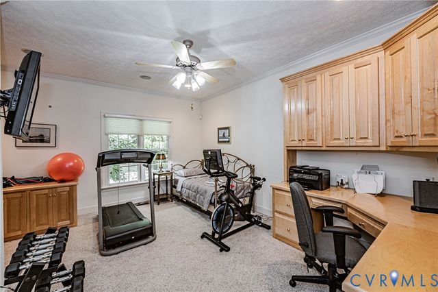 12106 Sloan Dr, Chester, VA 23838