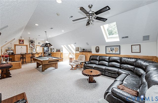 12106 Sloan Dr, Chester, VA 23838