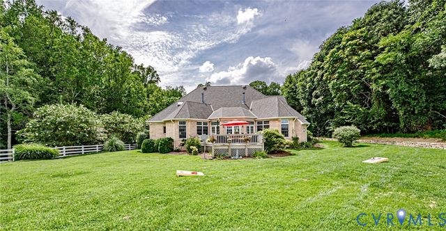 12106 Sloan Dr, Chester, VA 23838