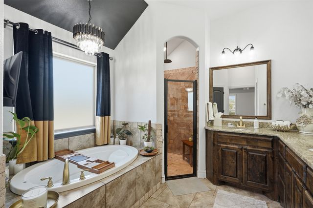 205 Lavender Court, Springtown, TX 76082