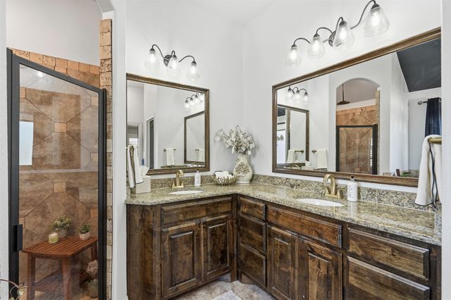 205 Lavender Court, Springtown, TX 76082