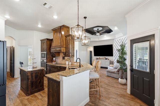 205 Lavender Court, Springtown, TX 76082