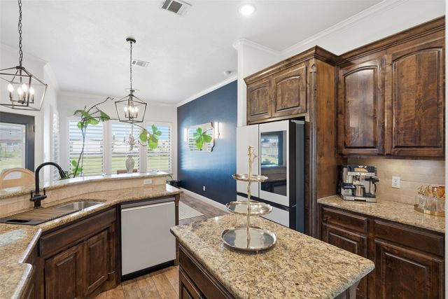 205 Lavender Court, Springtown, TX 76082