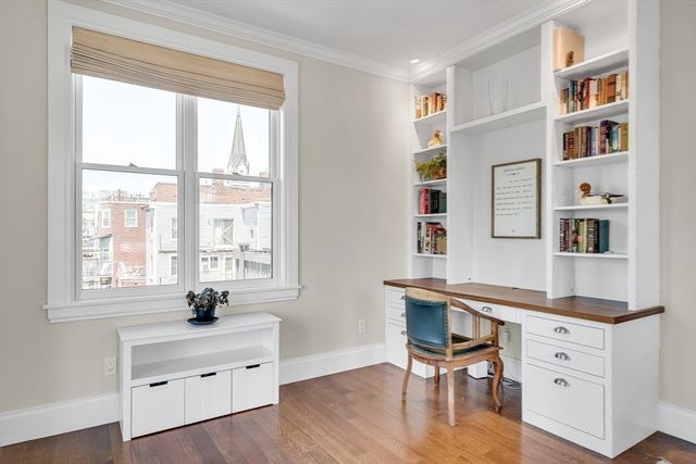 284 Bunker Hill St. 4, Boston, MA 02129