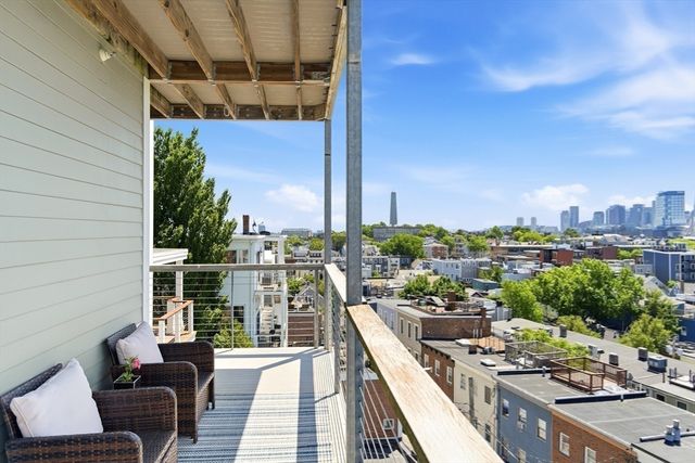 284 Bunker Hill St. 4, Boston, MA 02129