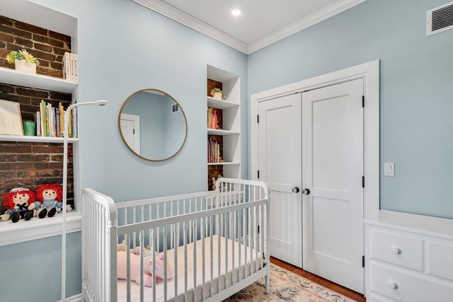 284 Bunker Hill St. 4, Boston, MA 02129