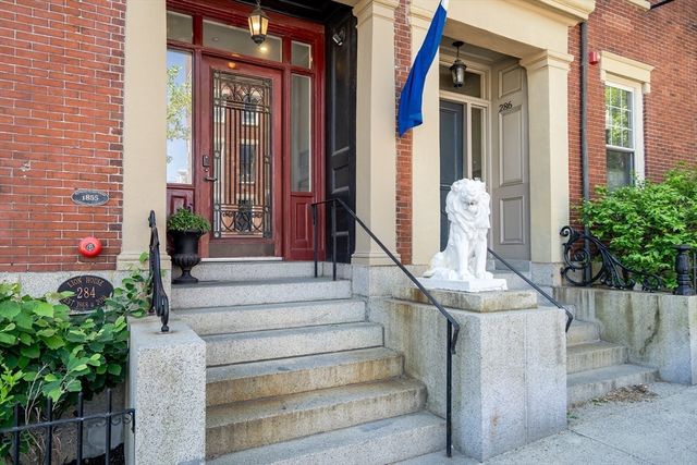 284 Bunker Hill St. 4, Boston, MA 02129