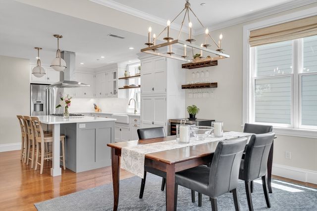 284 Bunker Hill St. 4, Boston, MA 02129