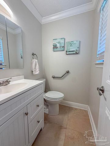 4410 Mundy Ln, Pace, FL 32571