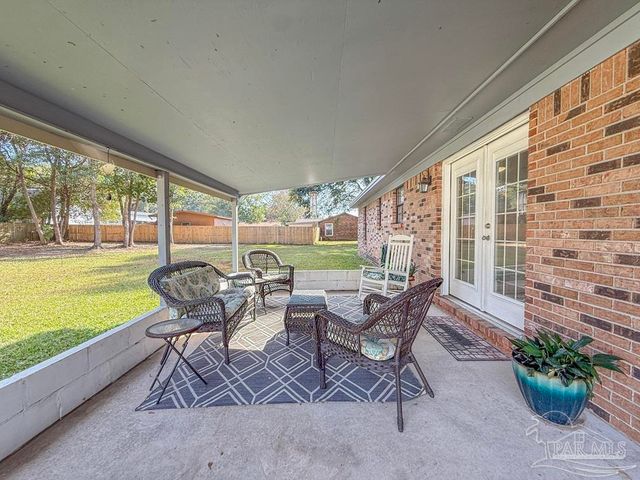 4410 Mundy Ln, Pace, FL 32571