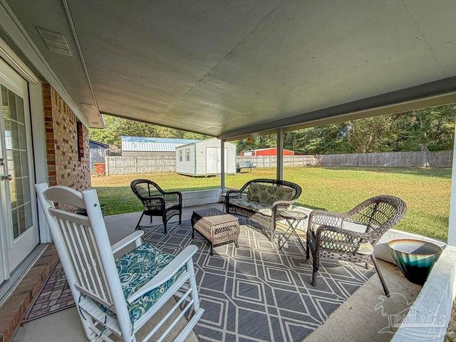 4410 Mundy Ln, Pace, FL 32571