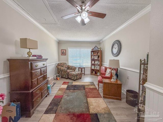 4410 Mundy Ln, Pace, FL 32571