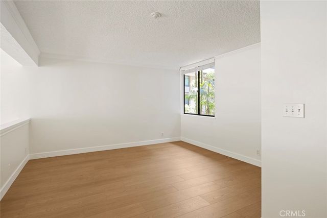 1007 S. Catalina Avenue 106, Redondo Beach, CA 90277
