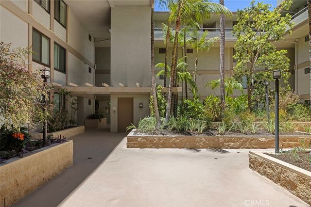 1007 S. Catalina Avenue 106, Redondo Beach, CA 90277