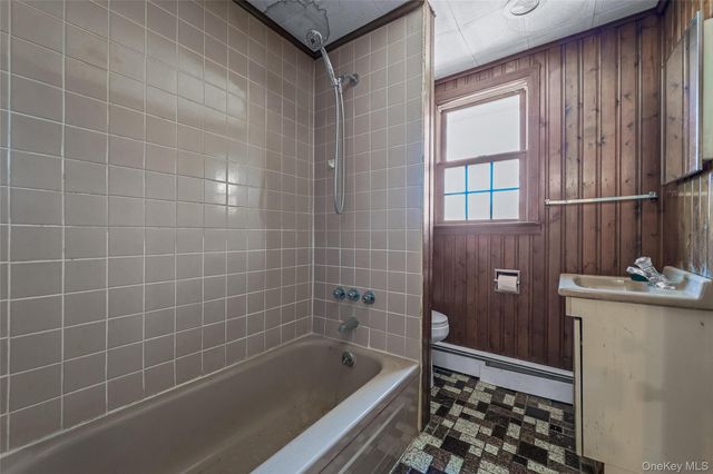 7 Romeo Lane, Commack, NY 11725