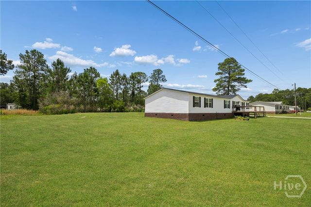 196 Tupelo Loop NE, Ludowici, GA 31316